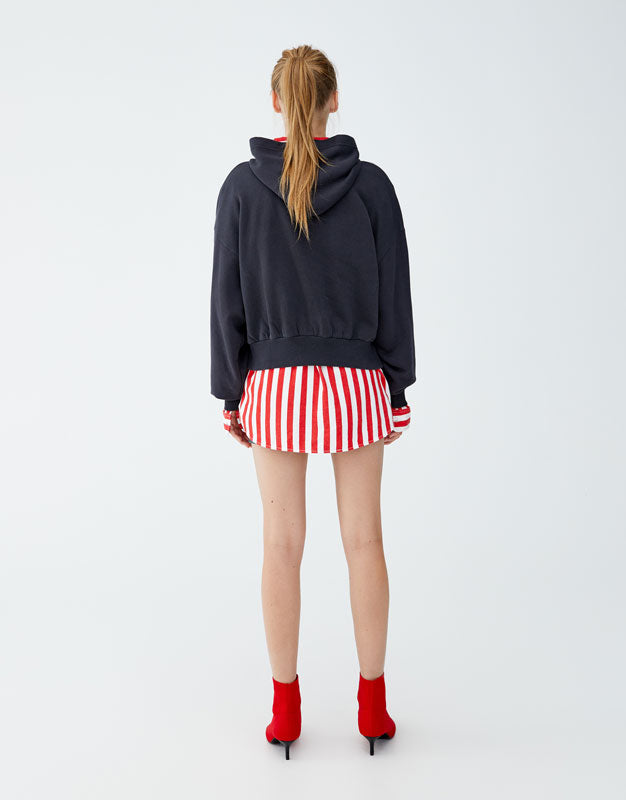 Bardot neckline top sweatshirt